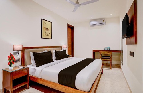 Noida Hotel | Townhouse Oak Sector 31 Noida