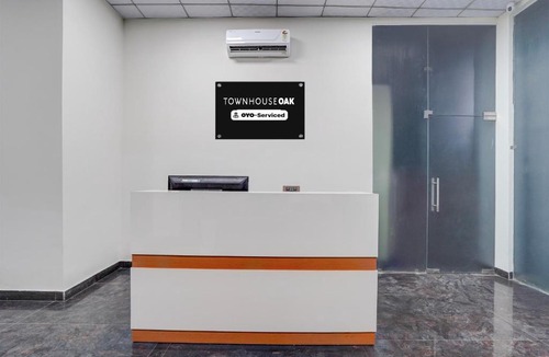 Noida Hotel | Townhouse Oak Sector 31 Noida