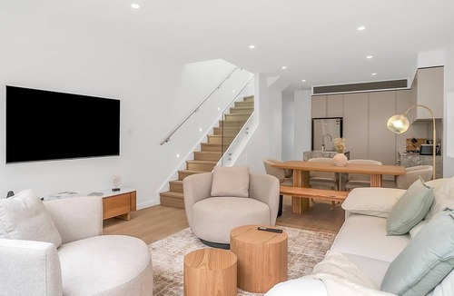 Balmain Apartment | Tranquil Haven in Balmain