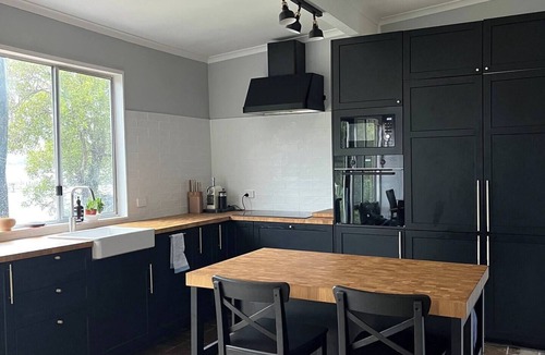 Patonga House | Tranquil waterfront home