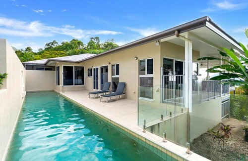 Smithfield House | Tranquillity - Poolside Sanctuary & Rainforest Views