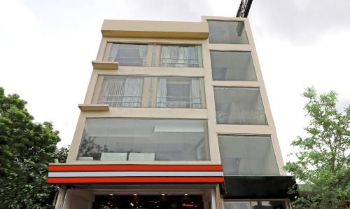 South West Hotel | Treebo Galaxy Rooms