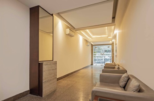 Dwarka Hotel | Treebo Royal Star
