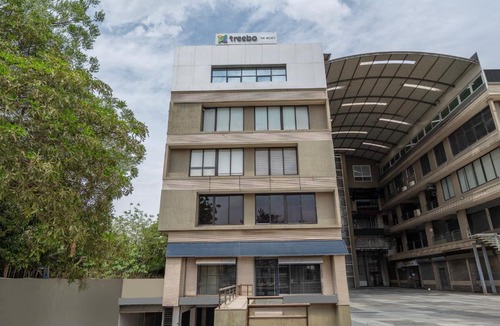 Gandhinagar Hotel | Treebo The Velvet