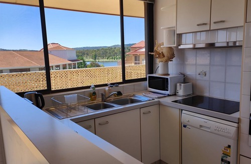 Greenway Apartment | Tuggeranong Short Stay #07 - Sleeps 6