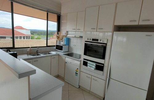 Greenway Apartment | Tuggeranong Short Stay #07 - Sleeps 6
