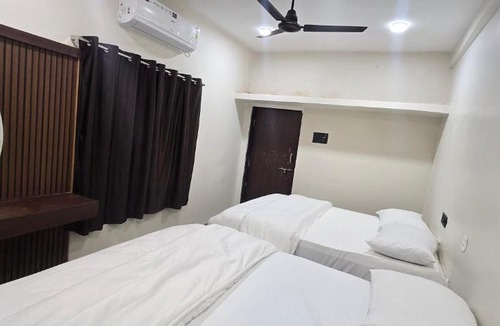 Tuljapur Hotel | Tuljapur Bhaktaniwas