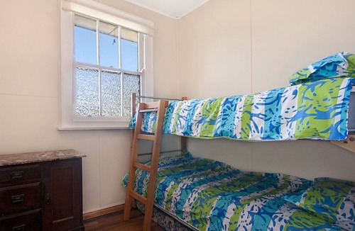 Pretty Beach Central Coast House | TURN BACK THE CLOCK AT WAGSTAFFE