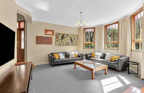 Leura House | Twenty 2 Abbey