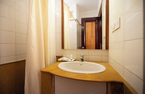 Bangalore City Center Hotel | U by Z Hotels, Richmond Circle