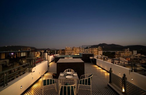 Shavri Colony Hotel | UDAISA - The Luxury Art