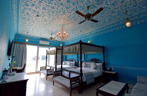 Rajawas Hotel | Umaid Farm Resort - A Legacy Vintage Stay in Jaipur