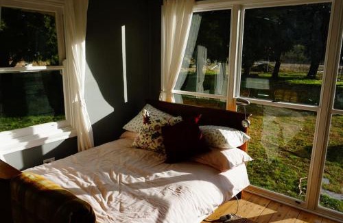 Bannaby House | Unique Country Retreat Taralga-Bannaby