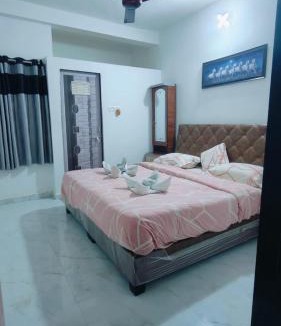 Rajpipla Apartment | UNiTY MADHAV HOMESTAY