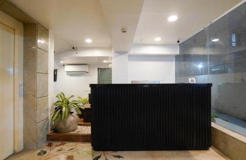 Sadar Hotel | Uptown Hotel
