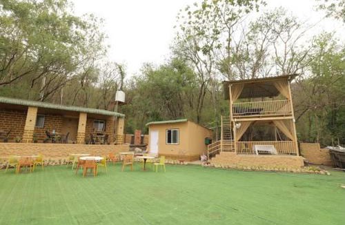 Pune Hotel | Veranda hillside retreat