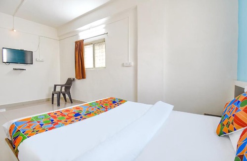 Hinjawadi Hotel | Via Diamond Inn