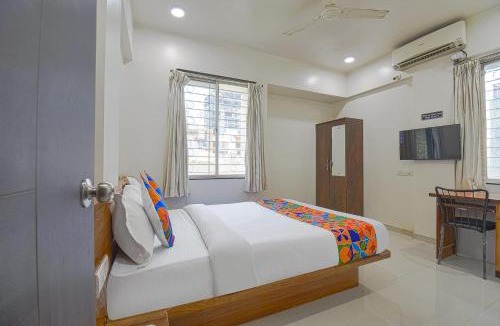 Baner Hotel | Via Skylight Studio Rooms