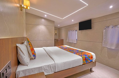 Bandra West Hotel | Via Woodlands