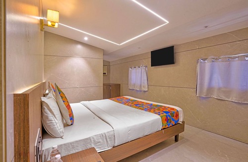Bandra West Hotel | Via Woodlands