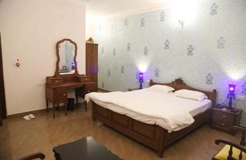 Varanasi House | Vijaigarh Kothi - Heritage boutique