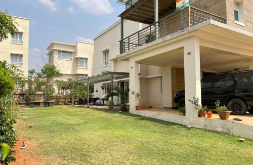 Ibrahimpatan Villa | Villa With Touch Of Elegance 20min Drive Airport