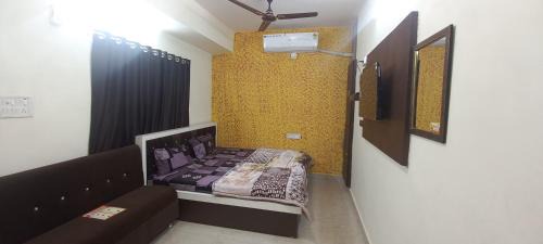 Ujjain Apartment | Vinayk Home Stay