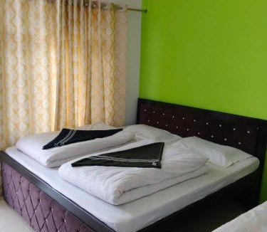 Guptkashi Hotel | Vinod Tourist Lodge