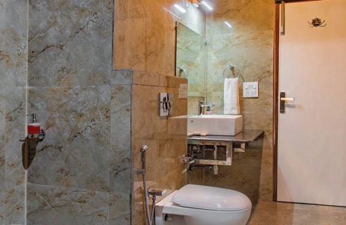 Shimla Hotel | Vista Elite - Chail