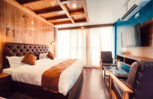 Manali Hotel | Vista Resort - Centrally Heated & Air Cooled, Mall Road Manali