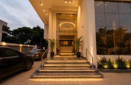Anand Hotel | Viz Park Hotel - Business Hotel & Banquet, GIDC Anand