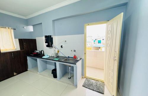 Kondapur Apartment | VJH 602 1BHK Flat by Charter Stays