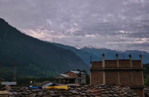 Old Manali Hostel | Voyageur Nest