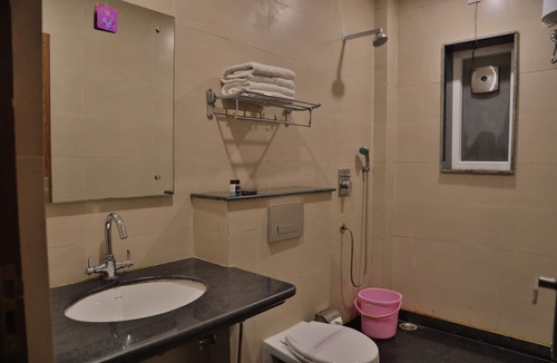 Vrindavan Hotel | Vrinda Anandam Resorts