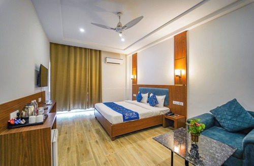 Vrindavan Hotel | Vrinda Anandam Resorts