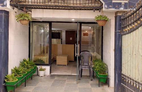 Vrindavan Hostel | Vrindavan Bunk Hostel by Shiva - 5min Walk from Prem Mandir