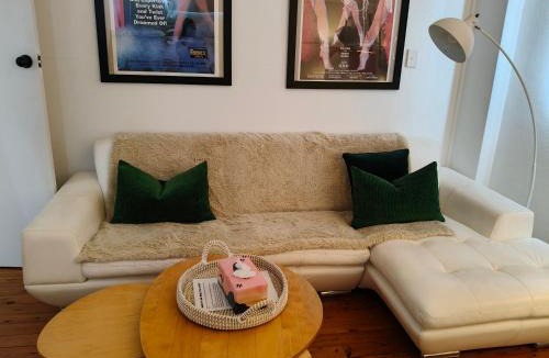 Woy Woy Apartment | Wake up and smell the Coffee