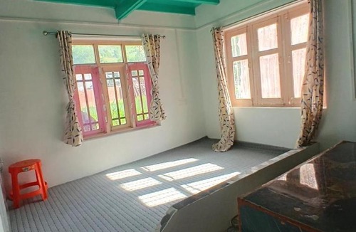 Gulmarg House | Wani Homestay