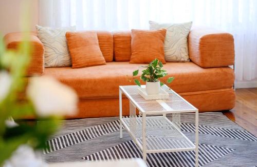 St Marys Apartment | Warm 2BR Home Relaxing Stay Near St Marys Centre