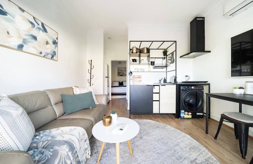 Chatswood West House | Warrina Nook A Cosy Bushland Escape for Two