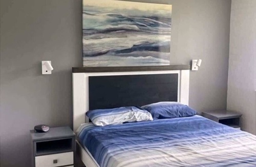 Surf Beach Apartment | Waves at Surf Beach
