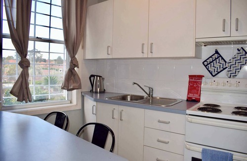 Haberfield Apartment | Welcoming 3BR Flat in Buzzing Haberfield