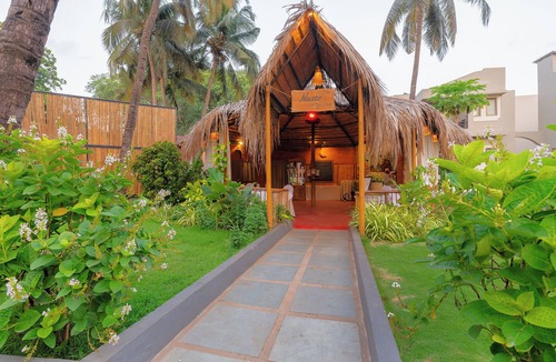 Candolim Resort | Whispering Palms Beach Resort