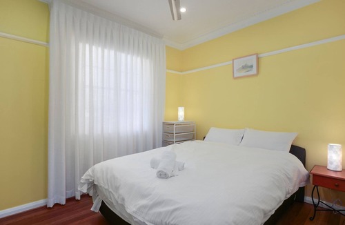 Terrigal Hotel | White Beach - Whole Property