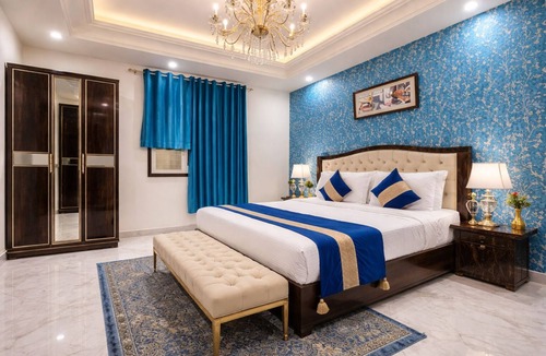 Aerocity Hotel | WHITE & BLUE