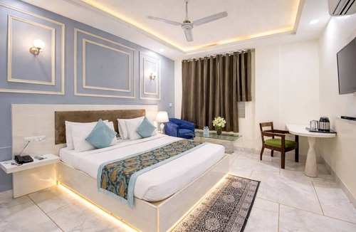 Aerocity Hotel | WHITE & BLUE