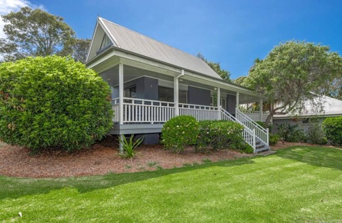 Cams Wharf House | Wild Duck Holiday Home at Rafferty's Resort