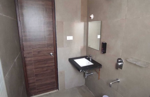 Hyderabad Hotel | WILDWINGS PREMIUM HOTEL