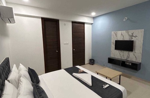 Hyderabad Hotel | WILDWINGS PREMIUM HOTEL