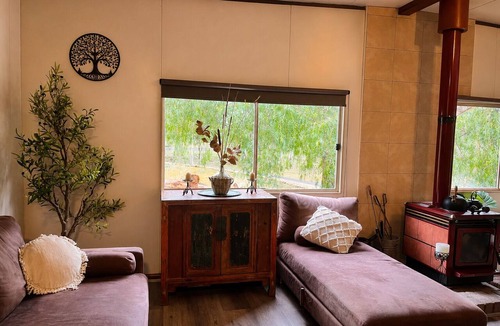 Charbon House | Willow Cabin, 2min to Kandos & 8min to Rylstone Pet Friendly